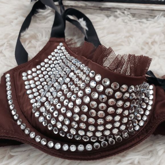 34D Victoria's Secret Rhinestones Open Quarter Cup Harness Bra NWT - Picture 6 of 9